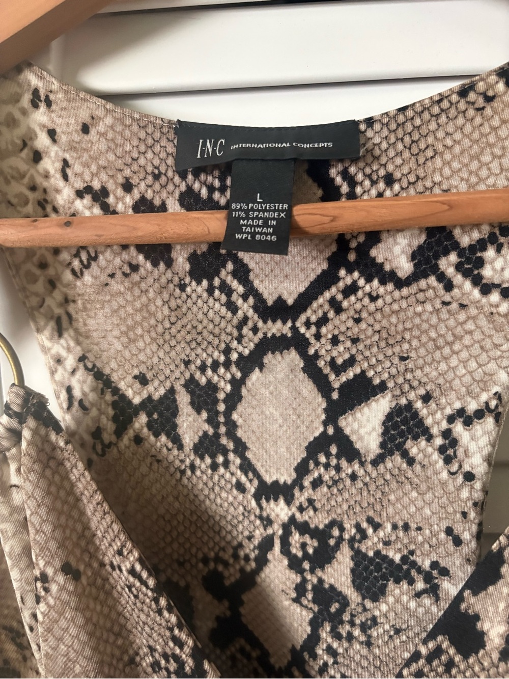 INC International Concepts Beige and Black Snake-Print V-Neck Sweater